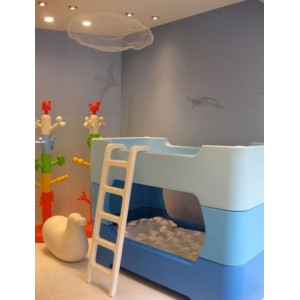 habitación infantil con Clouds Magis Me Too