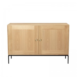 cabinet FK63 con patas Carl Hansen roble aceite