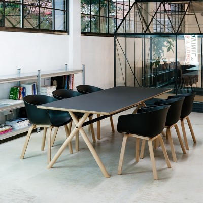 Ondarreta, Silla Bai con patas de madera