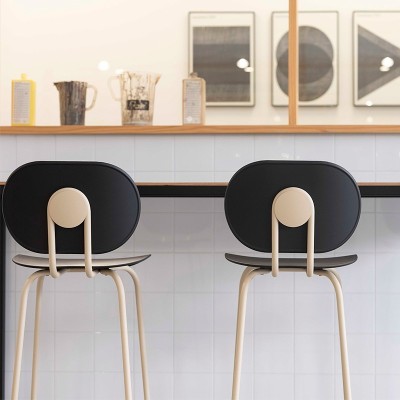 Ondarreta, Hari Polypropylene Stool Ondarreta, Hari Polypropylene Stool