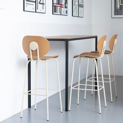 Ondarreta, Hari Polypropylene Stool Ondarreta, Hari Polypropylene Stool