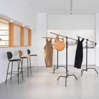 Ondarreta, Hari Polypropylene Stool Ondarreta, Hari Polypropylene Stool