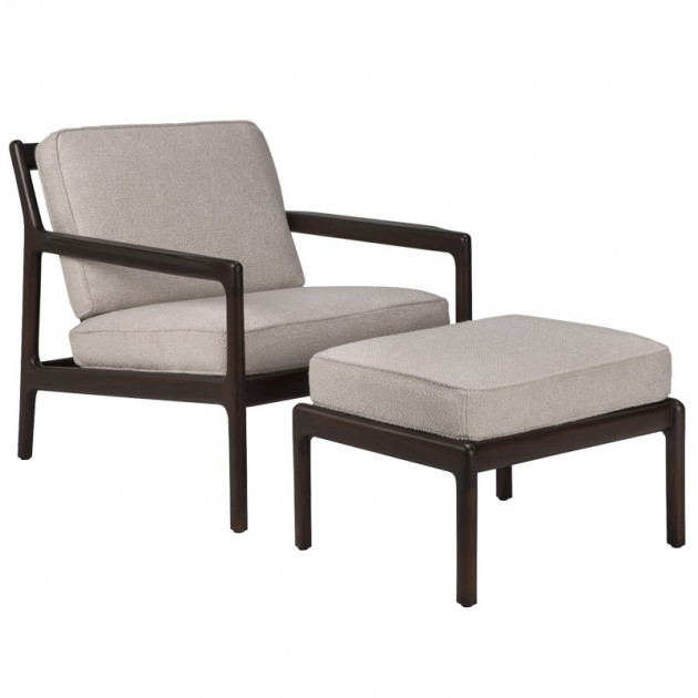 Sillón y reposapiés Jack caoba marrón tapizado ivory de Ethnicraft