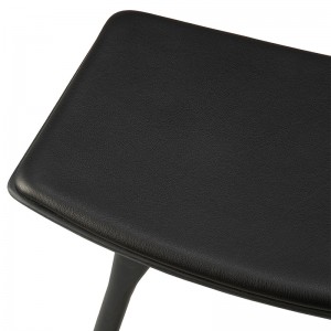 Detalle asiento Taburete Osso negro cuero negro de Ethnicraft