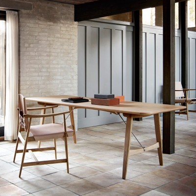 Carl Hansen BM1160 Table de chasse Carl Hansen BM1160 Table de chasse