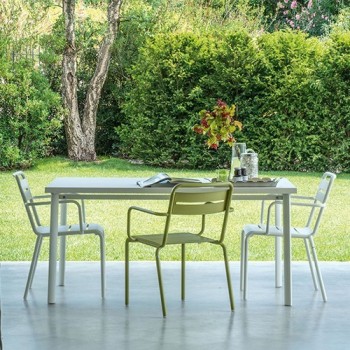 Sedia da esterno Star con braccioli design Emu Sedia da esterno Star con braccioli design Emu