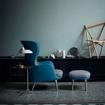 Fauteuil RO avec pieds en bois Fritz Hansen Fauteuil RO avec pieds en bois Fritz Hansen