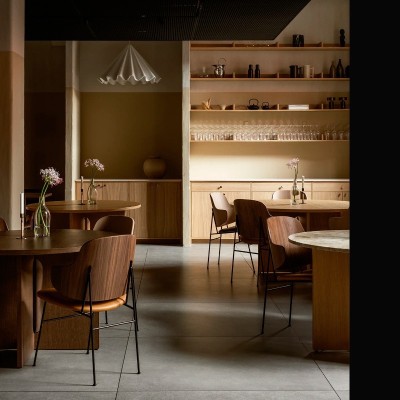Audo Copenhagen, Lampada a sospensione danzante Audo Copenhagen, Lampada a sospensione danzante