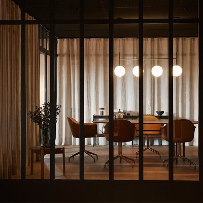 Audo Copenhagen, TR Bulb Lampada a sospensione con telaio Audo Copenhagen, TR Bulb Lampada a sospensione con telaio