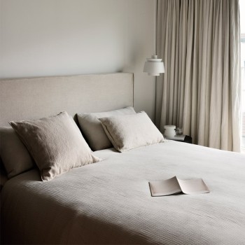 Revive Bed por Ethnicraft Revive Bed por Ethnicraft
