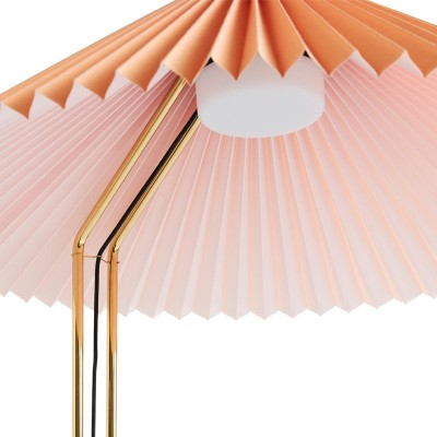 Detalle Matin floor lamp pantalla color melocotón de HAY Detalle Matin floor lamp pantalla color melocotón de HAY