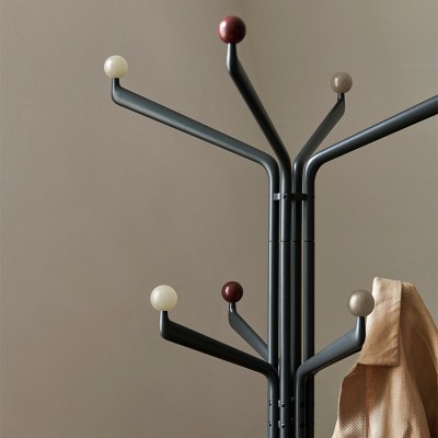 Perchero Capture Coat Stand SC77 de &Tradition Perchero Capture Coat Stand SC77 de &Tradition