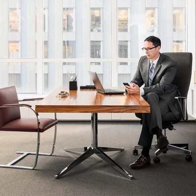 Knoll - Florence Knoll Mesa executiva, Mesa retangular