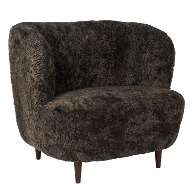Fauteuil Stay avec pieds en bois en Gubi Fauteuil Stay avec pieds en bois en Gubi