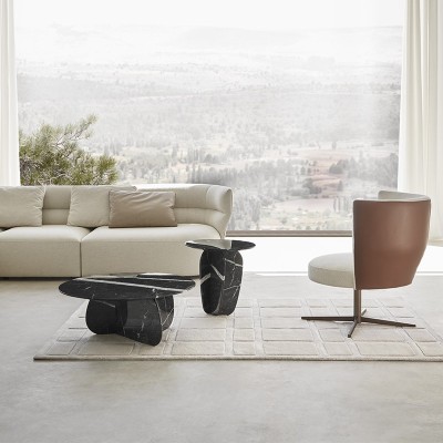 Tables basses et tables d’appoint en corail par Punt Mobles Tables basses et tables d’appoint en corail par Punt Mobles