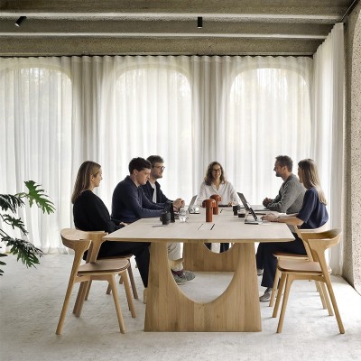 Table de réunion géométrique, chêne naturel - Ethnicraft
