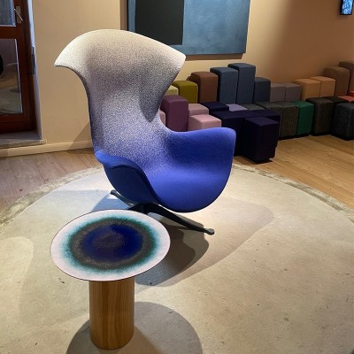Moroso, sillón One Page con basculación. Moroso, sillón One Page con basculación.