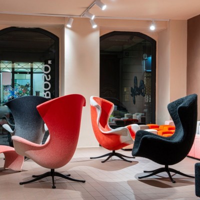Moroso, sillón One Page con basculación. Moroso, sillón One Page con basculación.