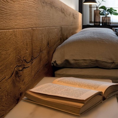 LAGO, Cama Fluttua 1627 con cabecero Wildwood LAGO, Cama Fluttua 1627 con cabecero Wildwood
