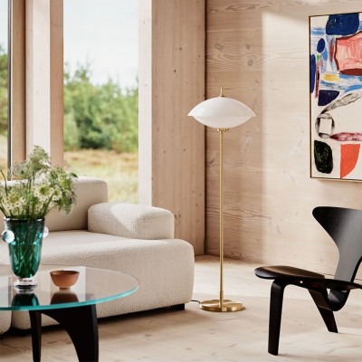 Fritz Hansen, Clam Floor Lamp Fritz Hansen, Clam Floor Lamp
