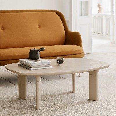 Fritz Hansen, sofá FRI diseñado por Jaime Hayon Fritz Hansen, sofá FRI diseñado por Jaime Hayon