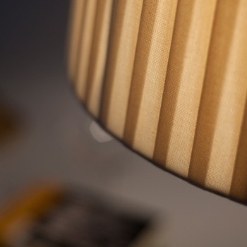 Santa and Cole Tripod Table Lamp Santa and Cole Tripod Table Lamp