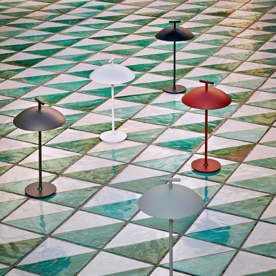 Lámpara portátil Mini Geen-A de Kartell Lámpara portátil Mini Geen-A de Kartell