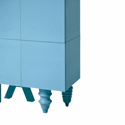 Showtime Credenza Multileg Cabinet di BD Barcelona Showtime Credenza Multileg Cabinet di BD Barcelona