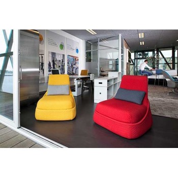 Hosu lounge armchair Coalesse