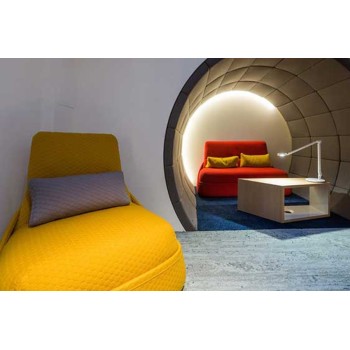 Hosu lounge armchair Coalesse